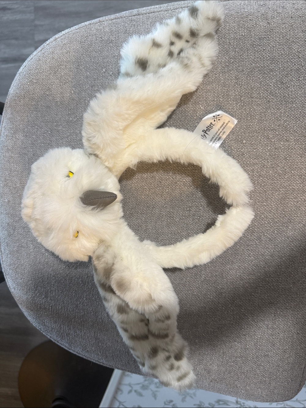 Warner Bros. Plush Hedwig Owl Harry Potter Headband in white and Gray.